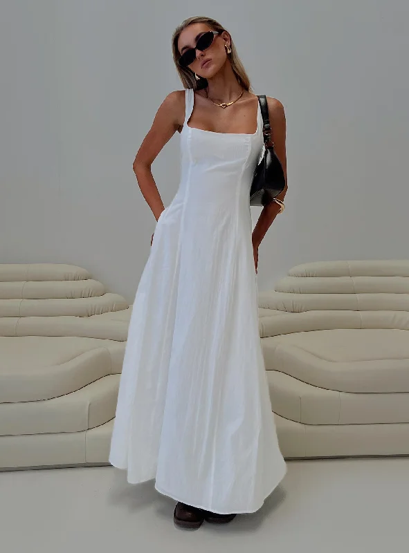  Women's Outerwear ClothingYou Can Maxi Dress White