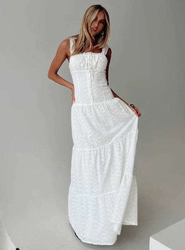  Stylish Women's ApparelState Of Grace Embroidered Maxi Dress White