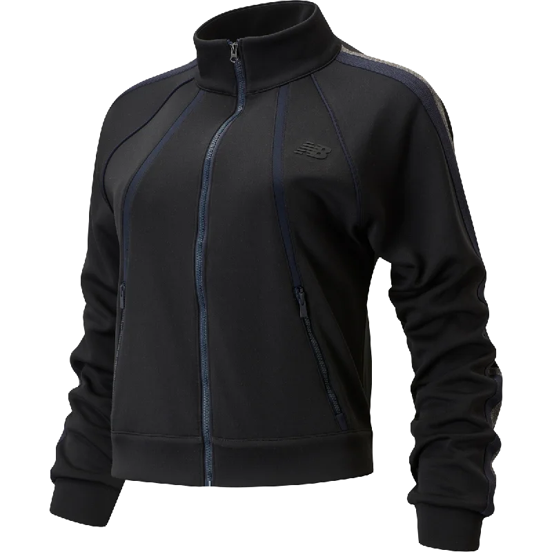  Women's Functional Outdoor GarmentsWomen's Transform Jacket