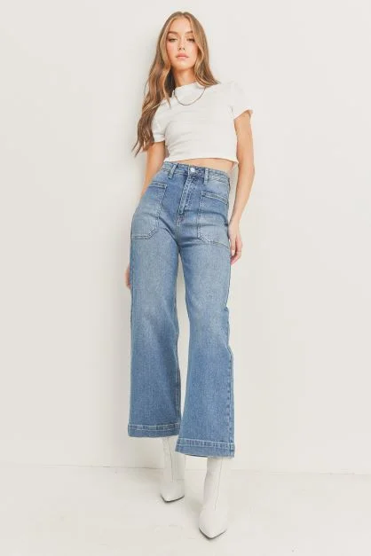  Modern Women's OutfitDENIM UTILITY PANTS