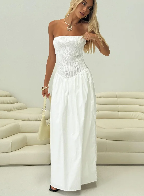  Women's Everyday ApparelPercie Strapless Maxi Dress White