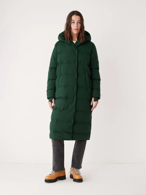  Seasonal Style DiscountsThe Highland Long Puffer Coat in Forest Green