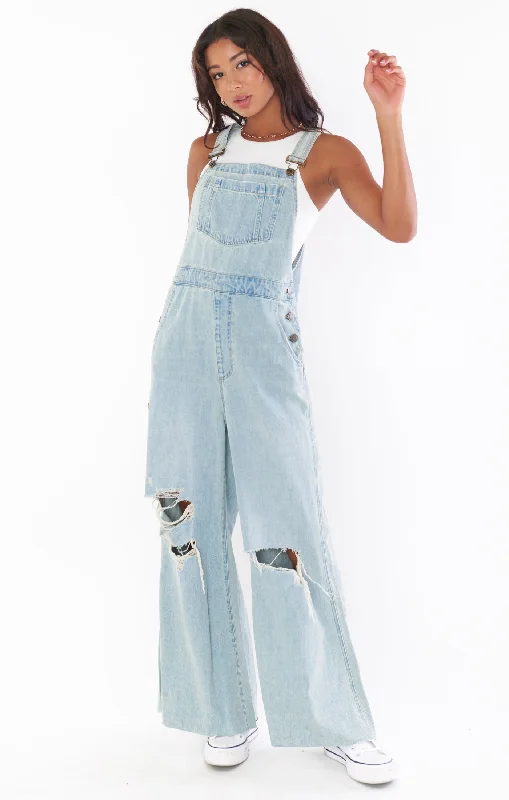  Women's Stylish Vacation AttireTrenton Overalls ~ Faded Indigo