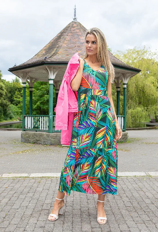  Fashionable Women's OutfitTropical Print Midi Dress