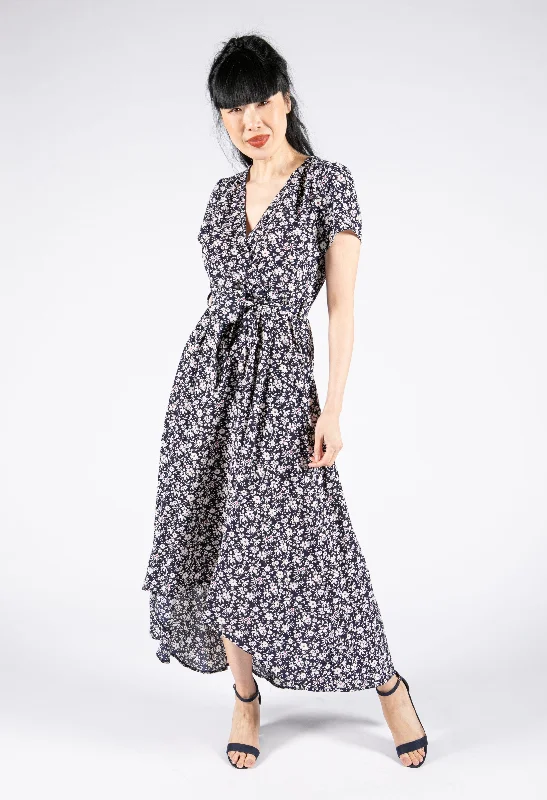  Relaxed Style DealsMini Bloom Maxi Dress