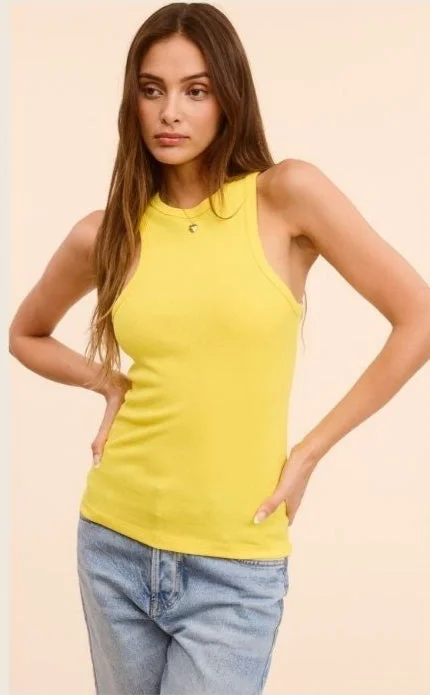  Women's Relaxed OutfitViolet Tank Top