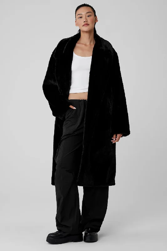  Women's Clothes And GarmentsOversized Faux Fur Trench - Black