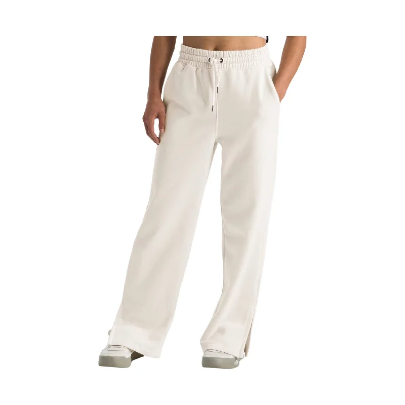  Women's Clothing For Casual OutingsThe North Face Women's Evolution Pants - White Dune - ONLINE STORE CREDIT/EXCHANGE ONLY