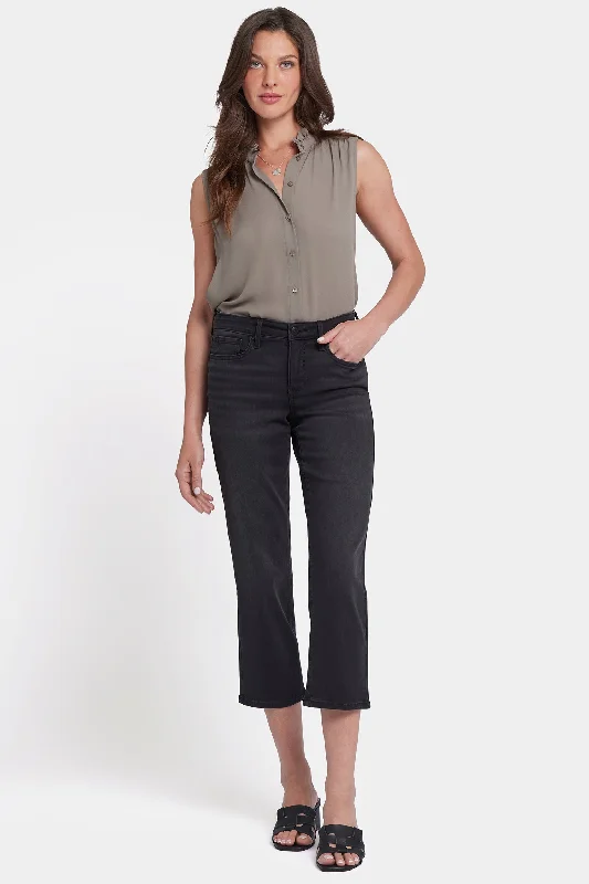  Women's Resort GarmentsRelaxed Piper Crop Jeans - Cadiz Royal