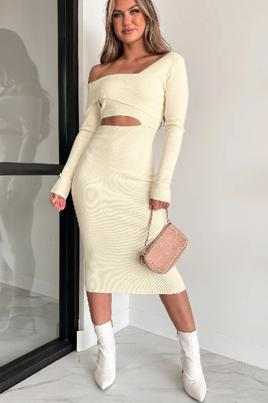  Vintage Style DealsFabulous Approach Asymmetric Cut-Out Bodycon Dress (Cream)