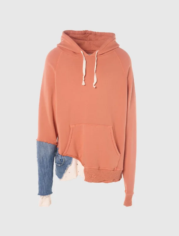  Women's High-Fashion OutfitCORAL FRAGMENT HOODIE