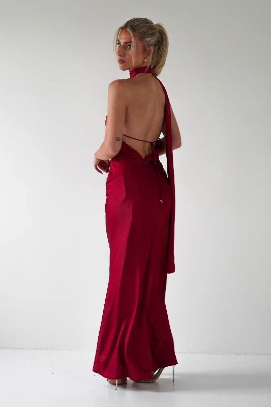  Luxury Women's ClothingLexi Backless Maxi Dress | Dark Red