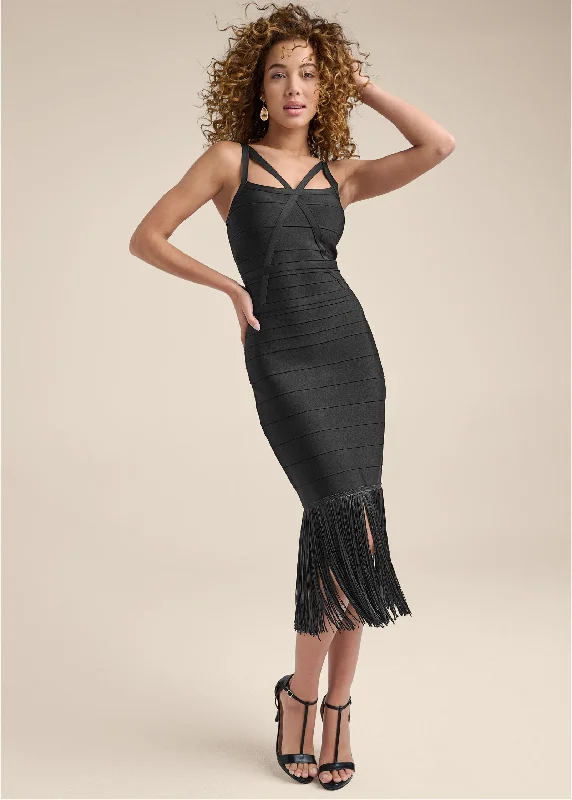  Vintage-Inspired GarmentsFringe Bandage Dress  - Black