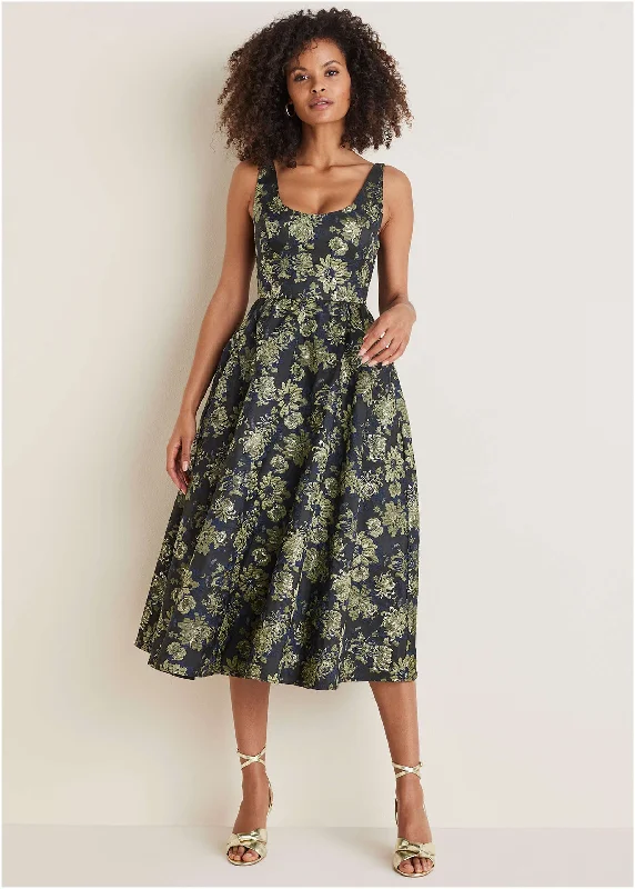  Women's Sporty ClothesFloral Jacquard Midi Dress - Navy Combo