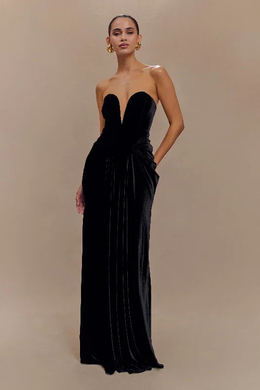  Women's Vacation ClothesPaige Strapless Velvet Maxi Dress - Black