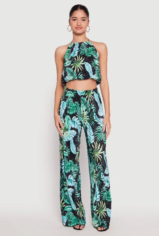  Women's Plus-Size Casual OutfitAlmost Famous Plisse Tropical Print Pants