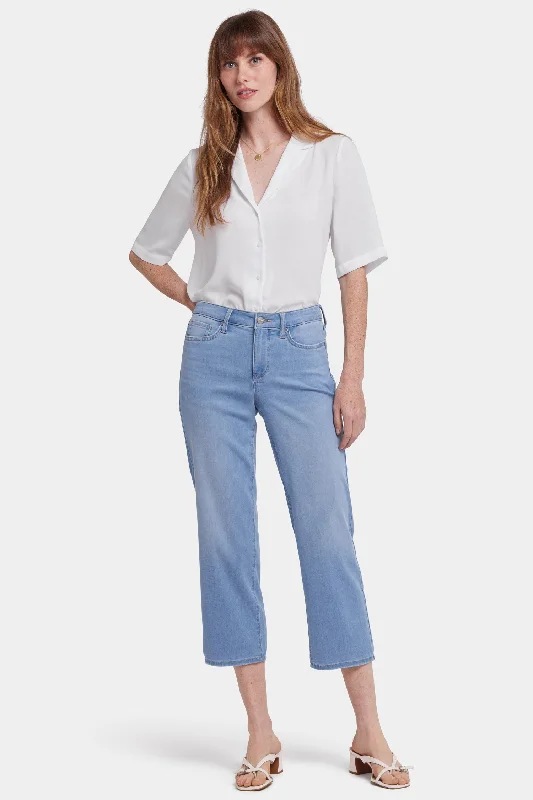  Classic Women's ApparelRelaxed Piper Crop Jeans - Canary Beach